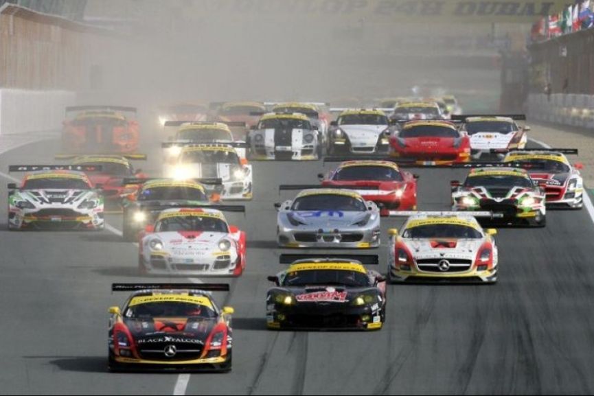 24h Dubai, 2015 race start