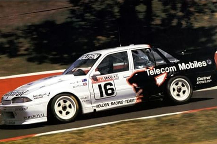 Win Percy's Holden Commodore at 1990 Bathurst 1000