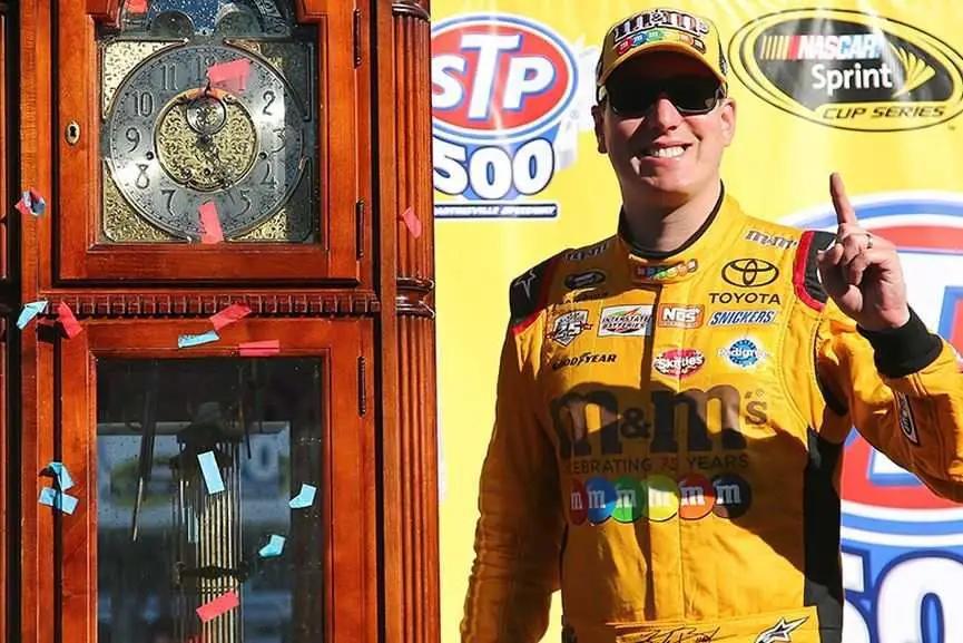 Kyle Busch, Martinsville, NASCAR Sprint Cup Series