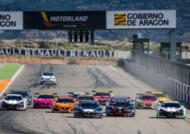 2016 Renault Sport Trophy Aragon, start of the race