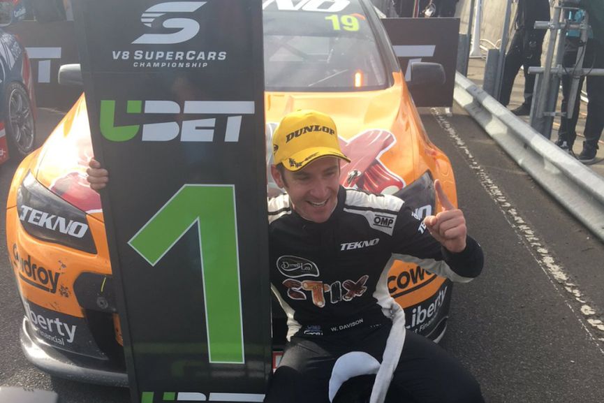 V8 Supercars, Tasmania 2016, Will Davison celebrating