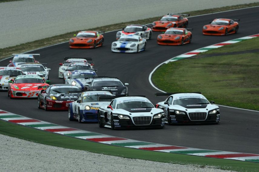 GT Cars racing at Autodromo Internazionale del Mugello, Mugello Circuit