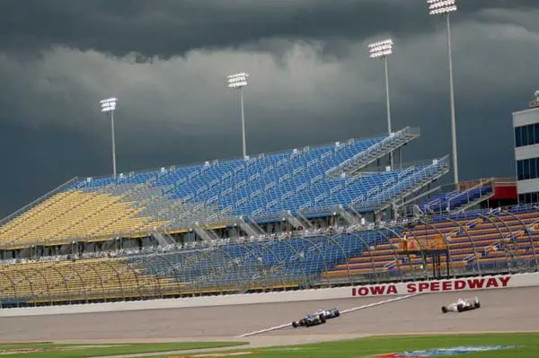 The Sound, the Smell, the Scenery - Iowa Speedway - Your Ultimate ...