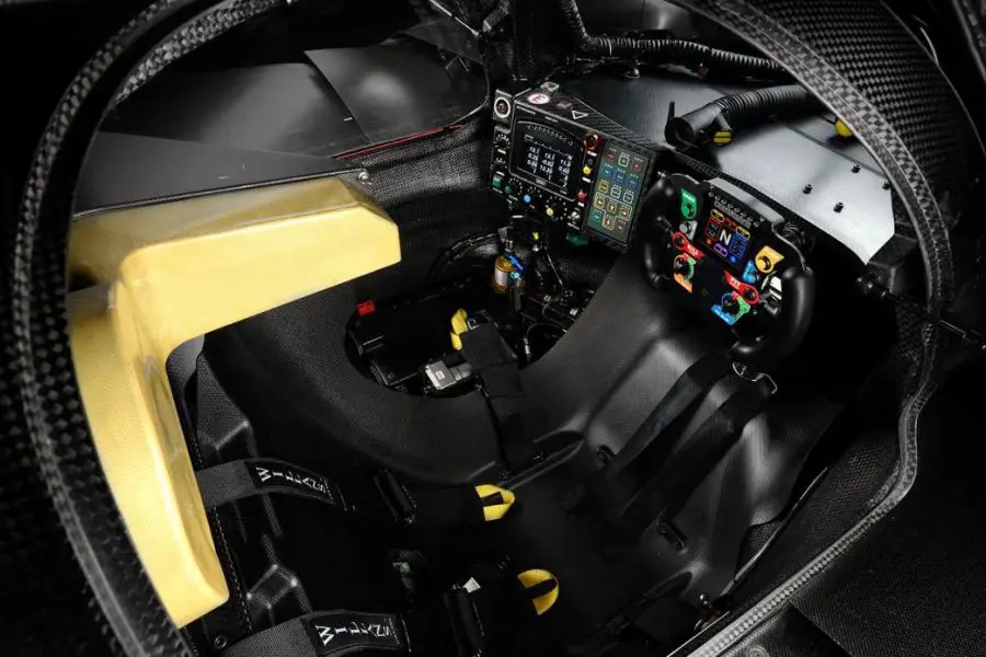 Ligier JS P2 interior