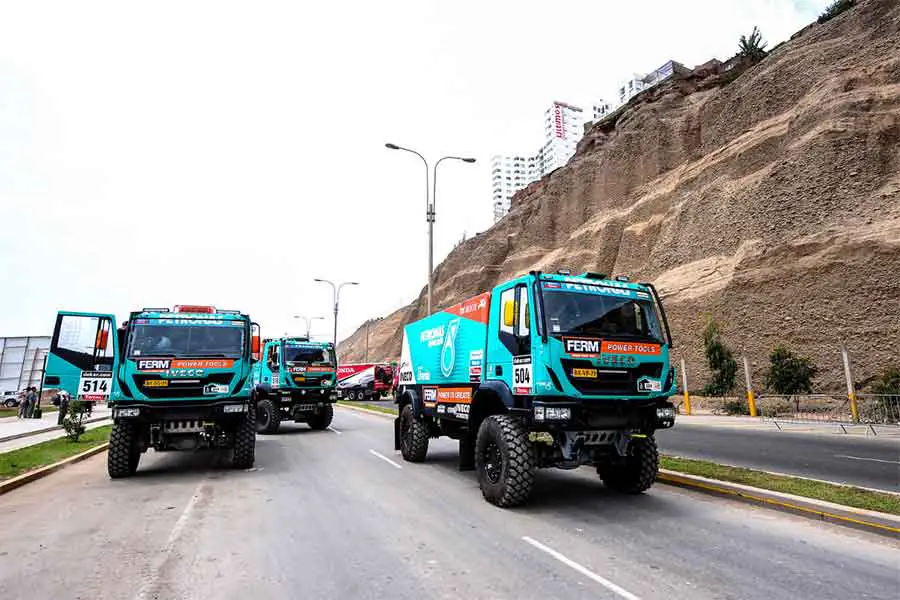 Iveco Dakar 2017 stage 16&gtpodium twitter facebook version=1 company 3rd encoding=utf posted 