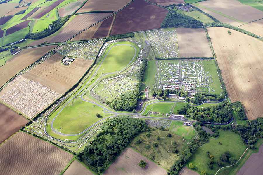 Cadwell Park Circuit - English version of Nurburgring