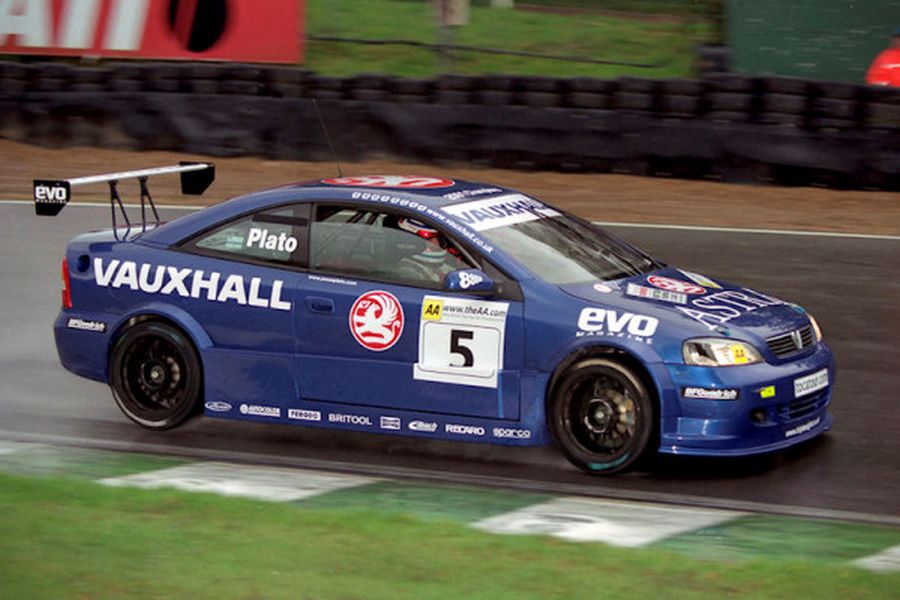 VauxhallAstraCoupe-2001-Plato-champion.j