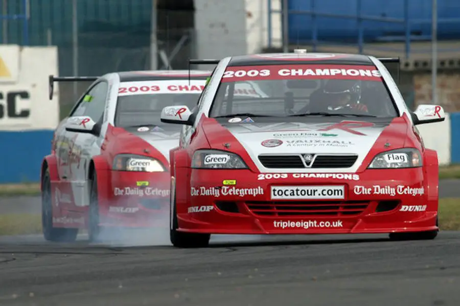 2003 BTCC VX Racing Yvan Muller