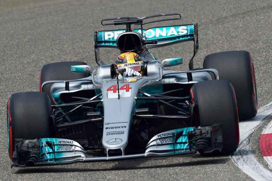 Hamilton easily wins in China | SnapLap