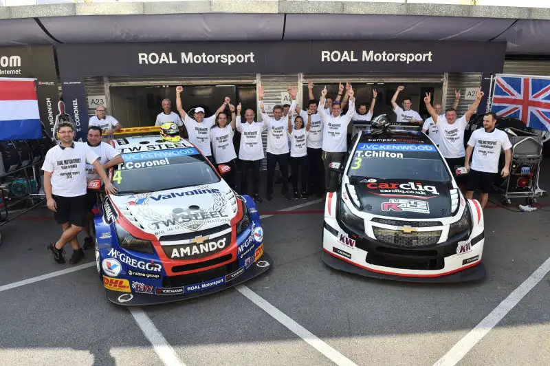 ROAL Motorsport 2017 team