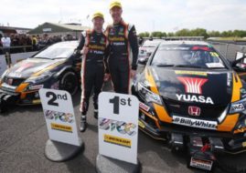 BTCC Thruxton, 1-2 Honda