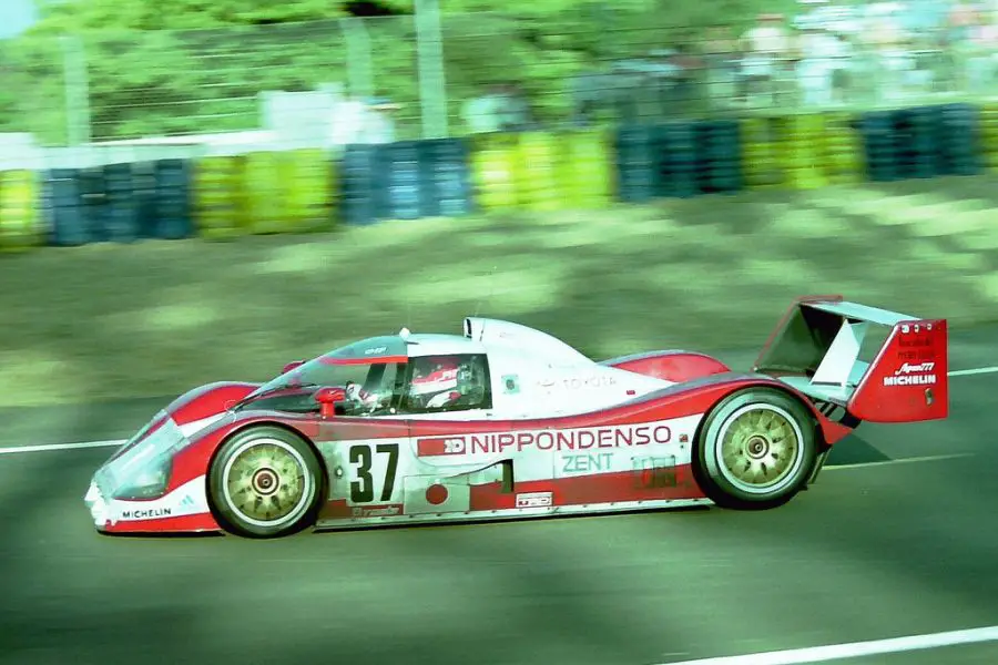 The '93-spec Toyota TS010, uncovered rear wheels