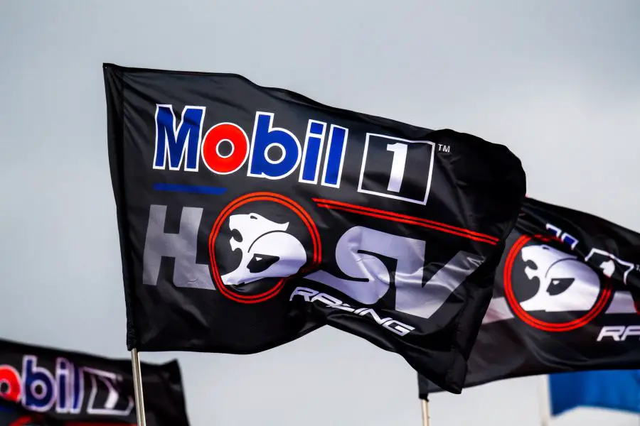 Mobil 1 HSV Racing, Walkinshaw Racing, 2017