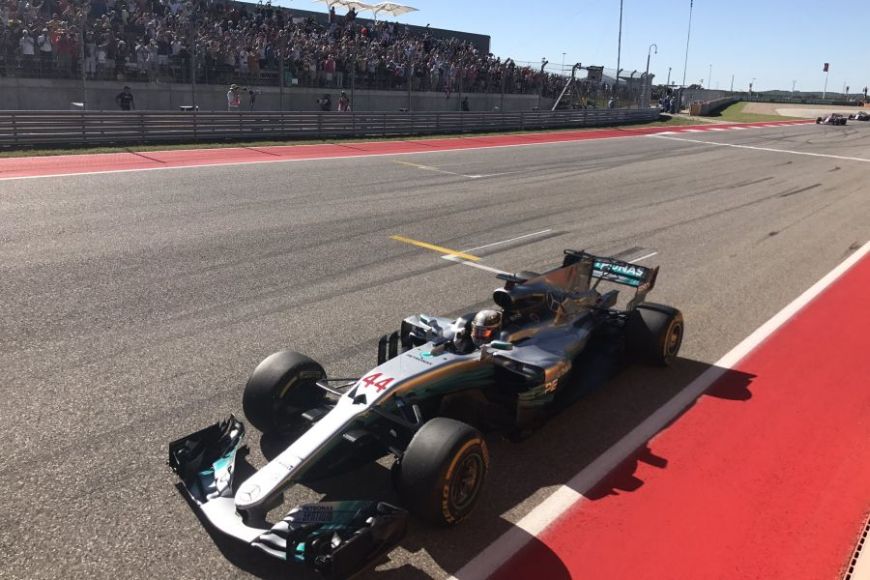 Lewis Hamilton wins the 2017 United States Grand Prix