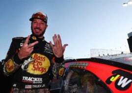 Martin Truex Jr wins at Kansas Speedway