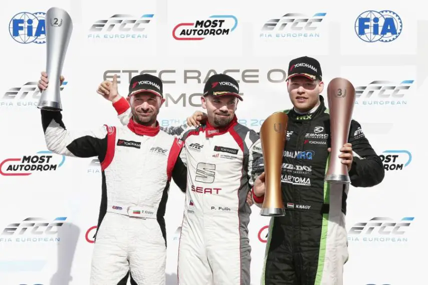 ETCC Most race 2 podium Plamen Kralev, Petr FULIN, Norbert Nagy