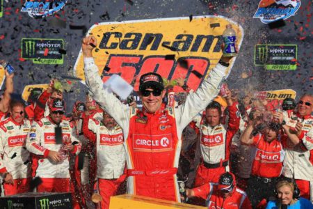 Matt Kenseth wins at Phoenix