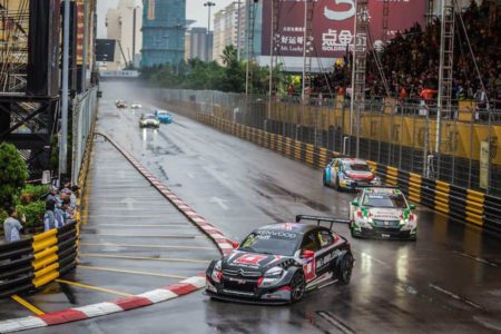 Rob Huff wins at Macau