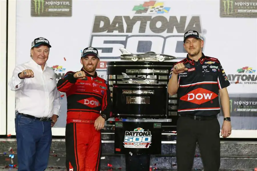 2018 Daytona 500, Car owner and proud grandfather Richard Childress, winner Austin Dillon and crew chief Justin Alexander