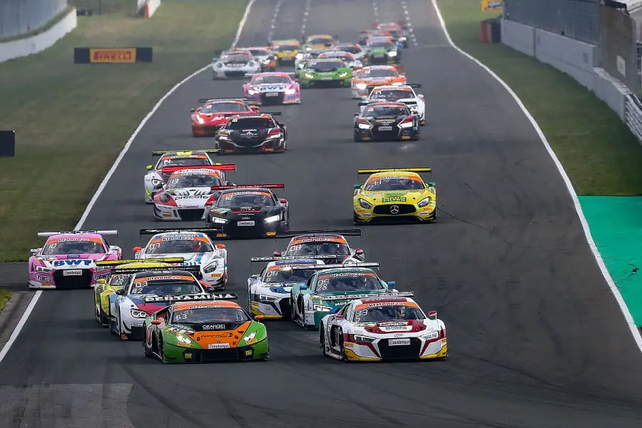 ADAC GT Masters, Oschersleben race 1 start