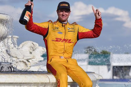 Ryan Hunter-Reay wins Detroit Grand Prix