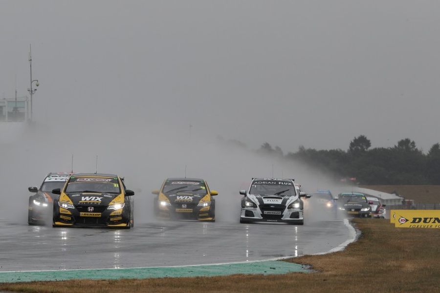 BTCC Snetterton race 1