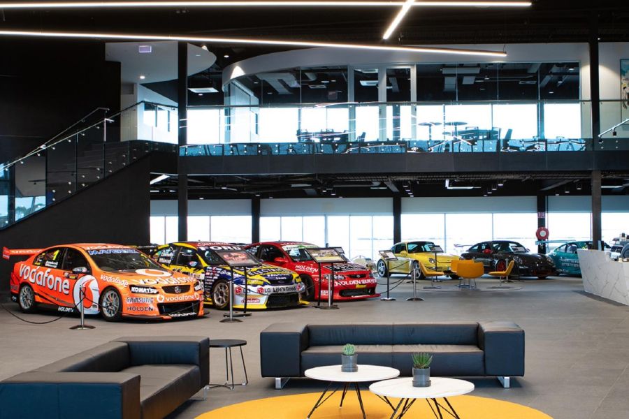 Rydges Pit Lane hotel interior, The Bend Motorsport Park