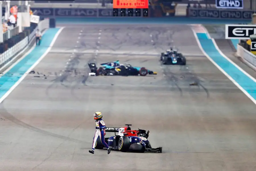 Formula 2 Abu Dhabi crash