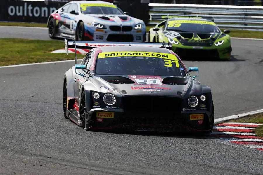 JRM Racing's #31 Bentley Continental GT3