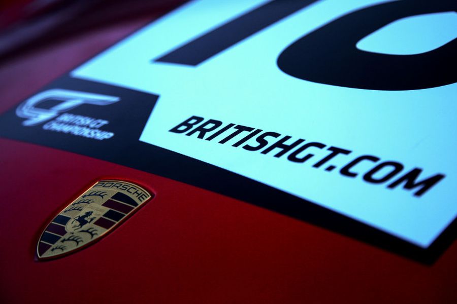 British-GT-Porsche