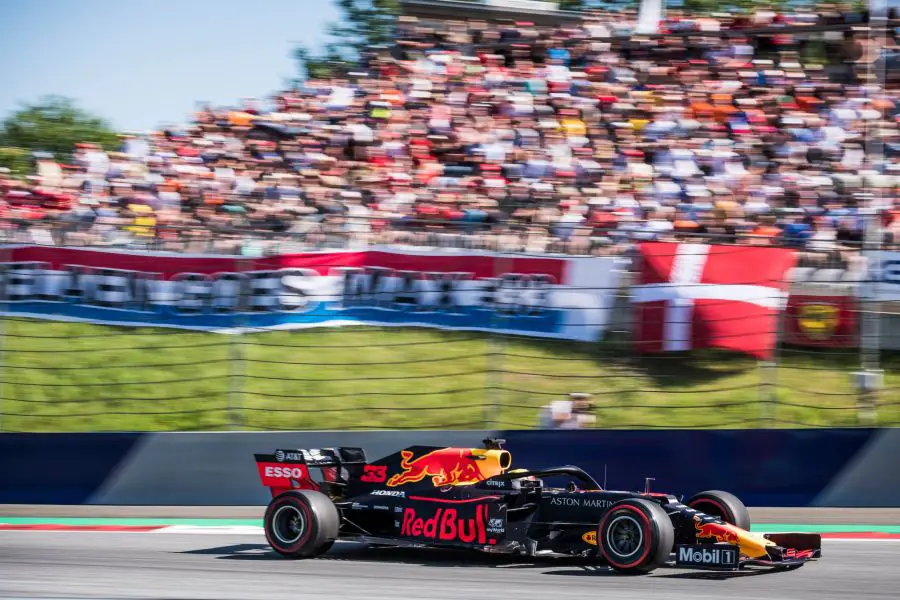 Max Verstappen's #33 Red Bull RB15-Honda