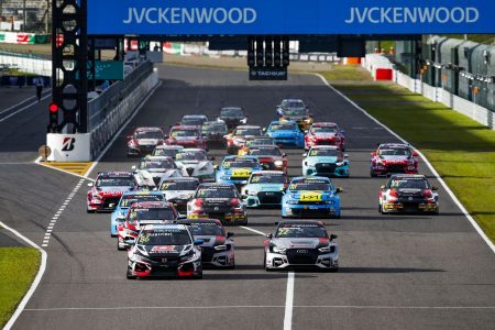 WTCR Suzuka, start of the race 1